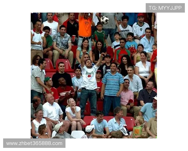 365足球手机娱乐让你随时随地尽享足球激情的精彩赛况 365足球手机娱乐让你随时随地尽享足球激情的精彩赛况